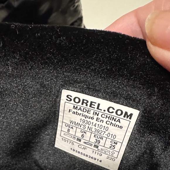 Sorel women’s Shiny Black Snow Boots - Picture 3 of 8